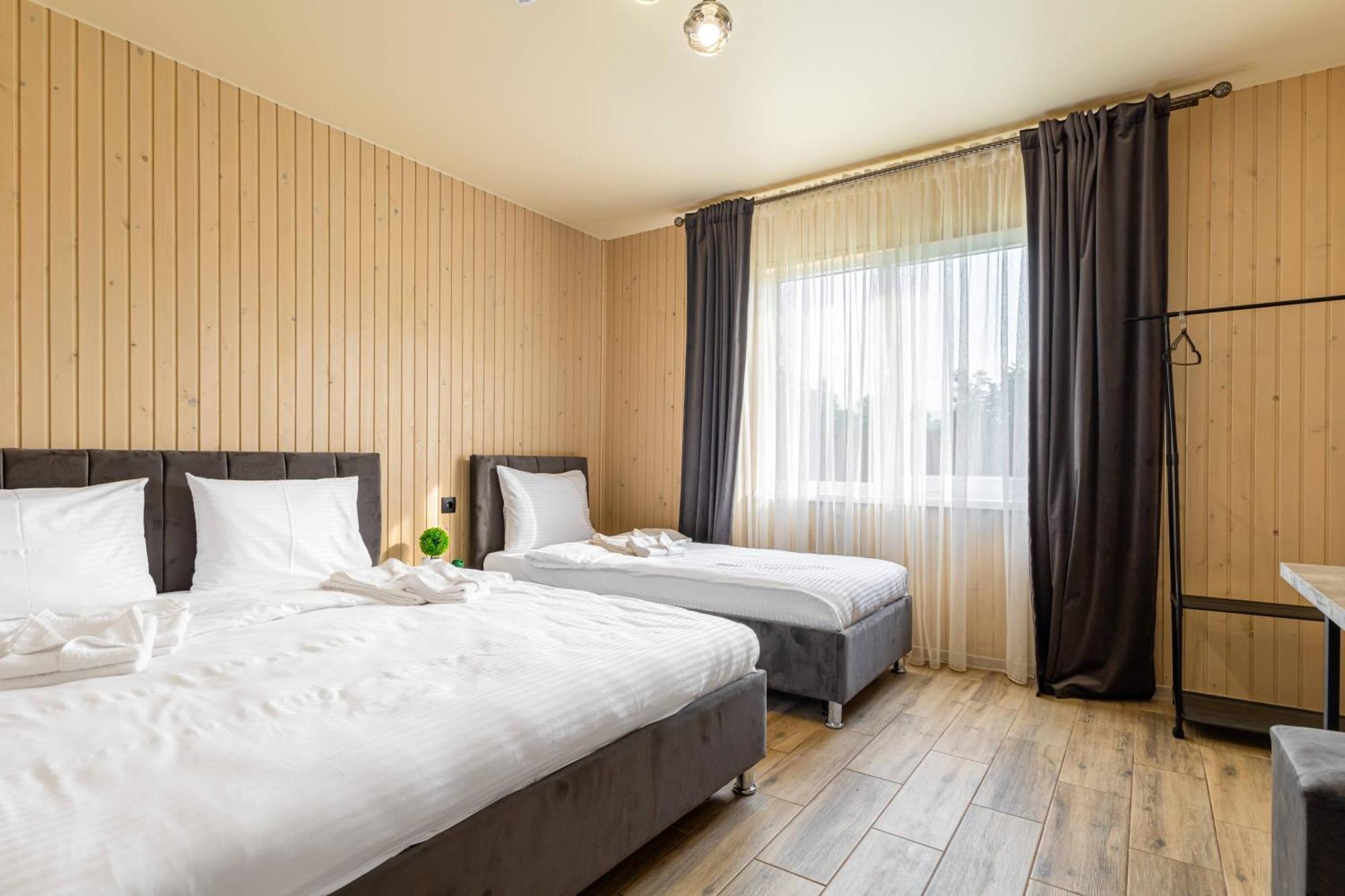 Fenix Hotel Solotvyno Eksteriør billede