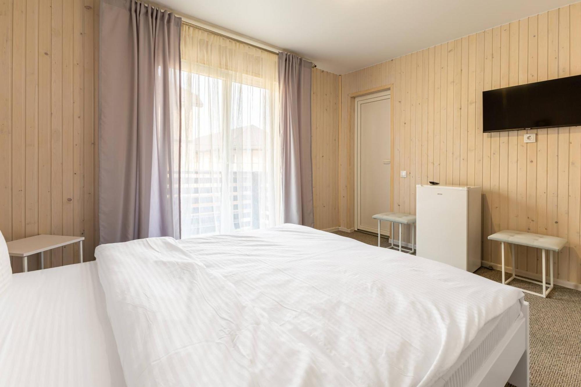 Fenix Hotel Solotvyno Eksteriør billede